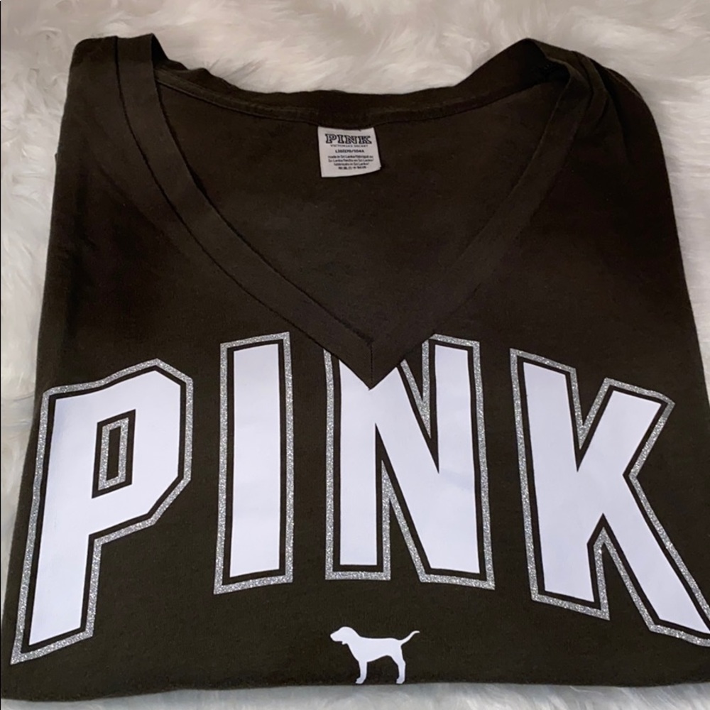 PINK Victoria’s Secret V-Neck Tee